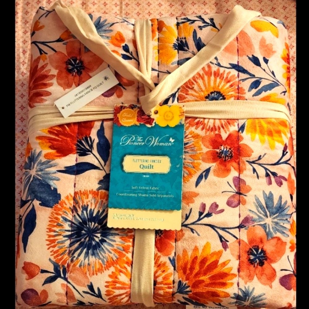 Pioneer Woman Velvet Quilt